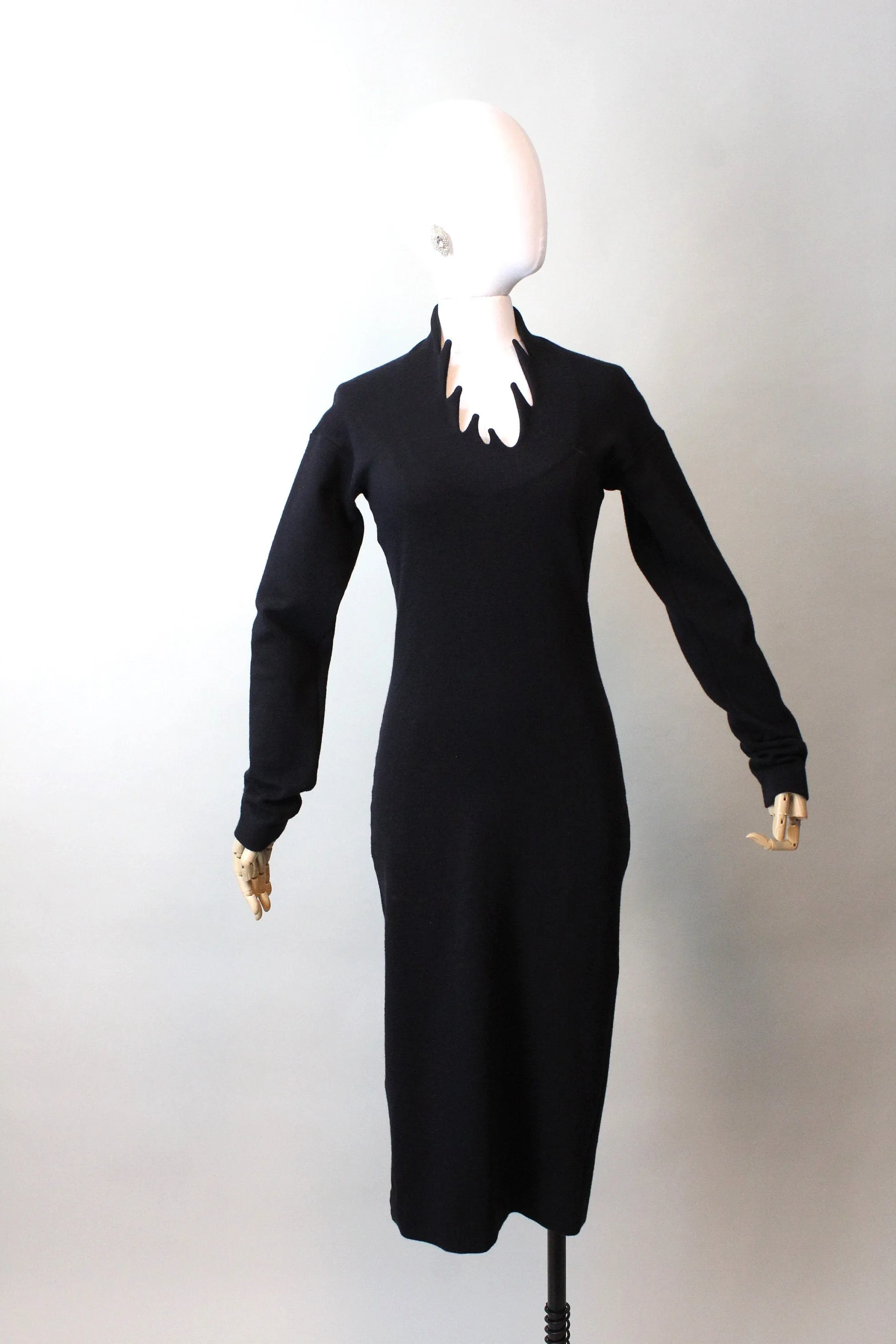 1980s 1987 GIGLI SAWTOOTH neckline body con dress xs small | new fall