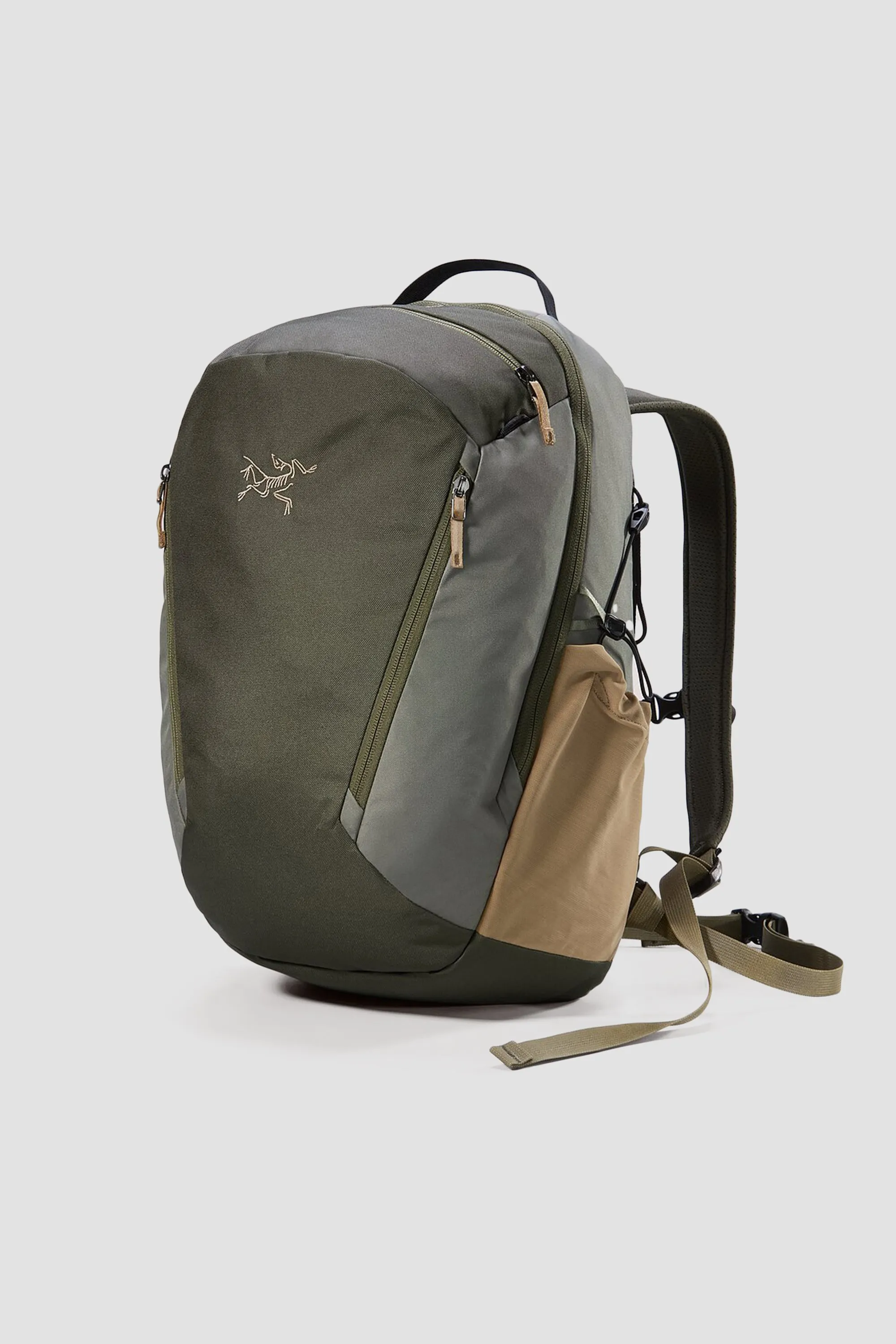 Arc'teryx Unisex Mantis 26 Backpack in Tatsu/Forage