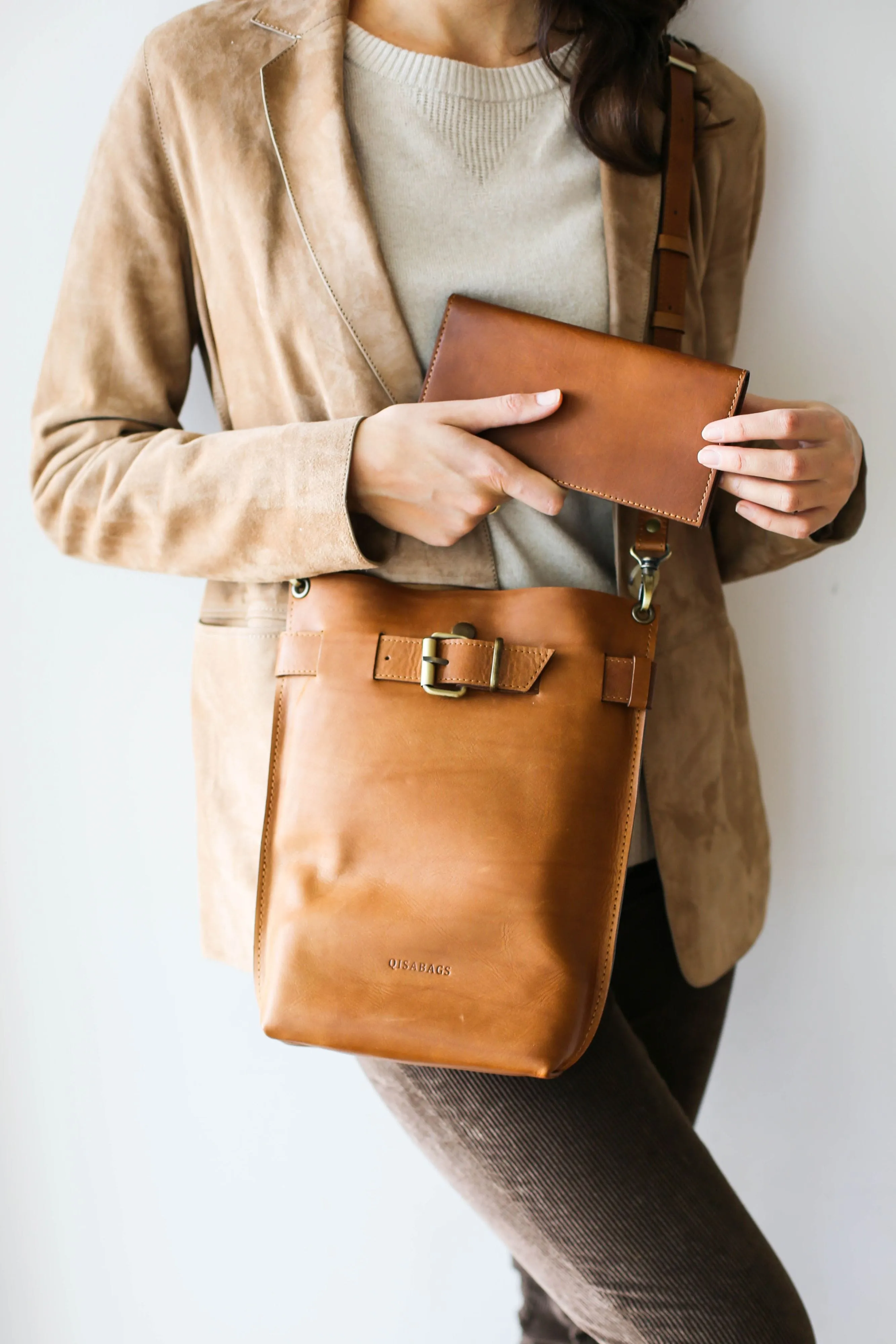 Bifold Black & Brown Leather Wallets - N02