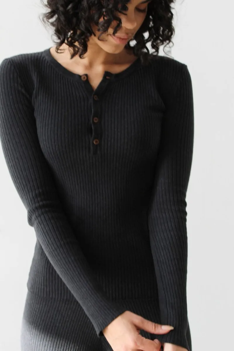 Carolyn Ferreira Flint Henley Top (Onyx)