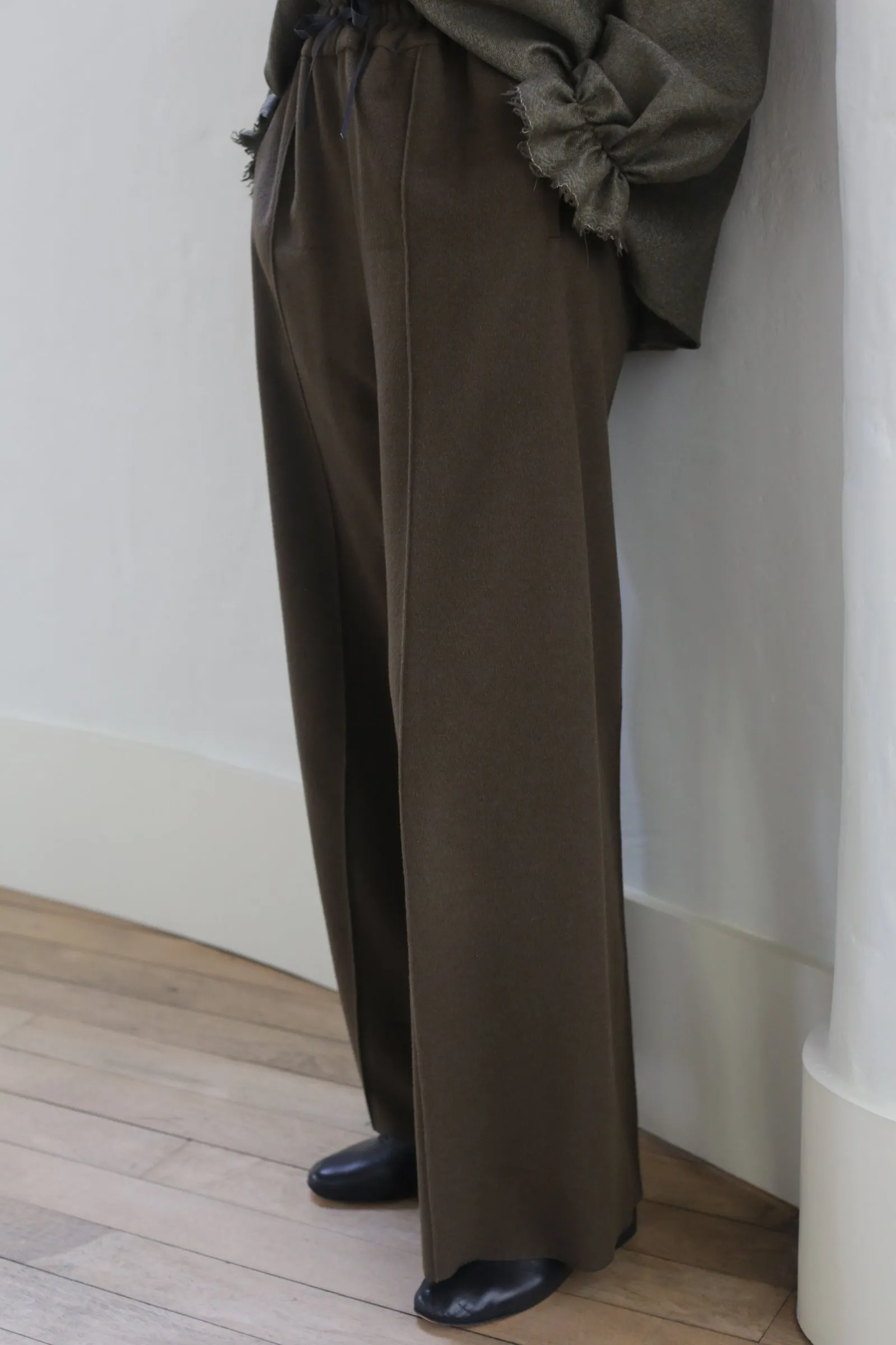 Cashmere Trousers | Olive