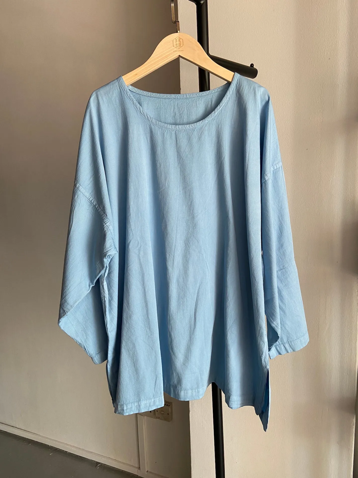 Hand-dyed Long Sleeve Top (Light Blue)