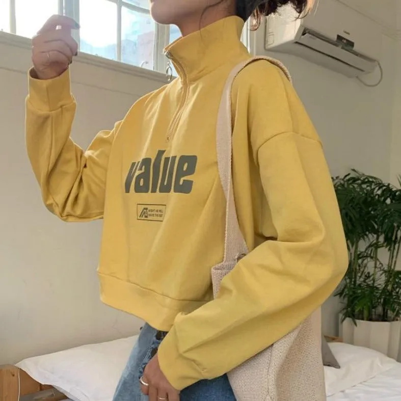 "value" Zip-Up Sweater