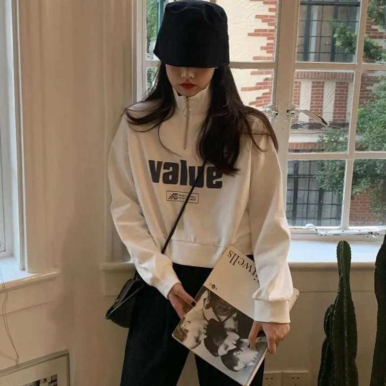 "value" Zip-Up Sweater