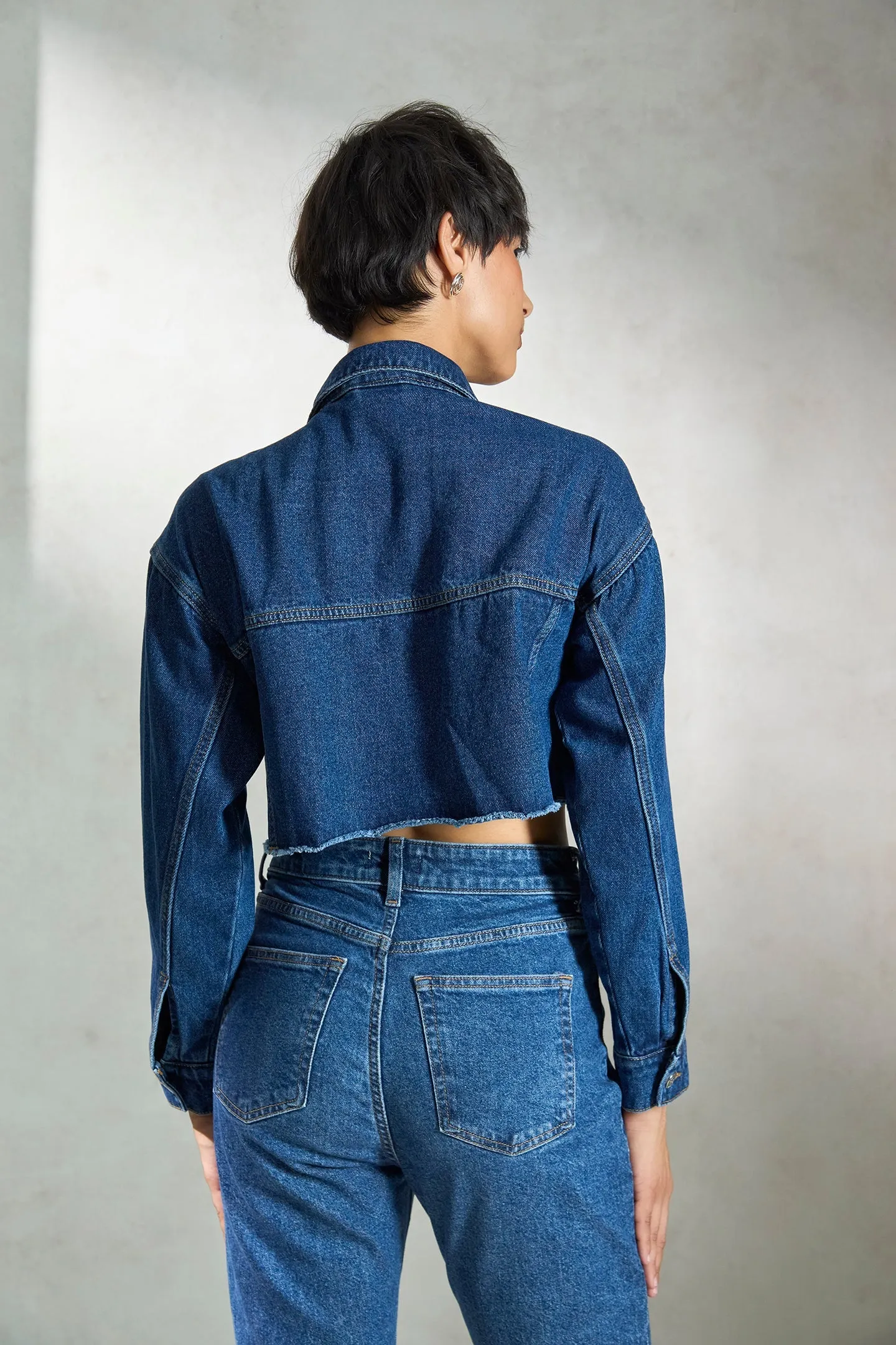 Robin| Denim Cropped Trucker Jacket