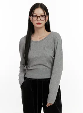 Solid U-Neck Cropped Sweater ON408